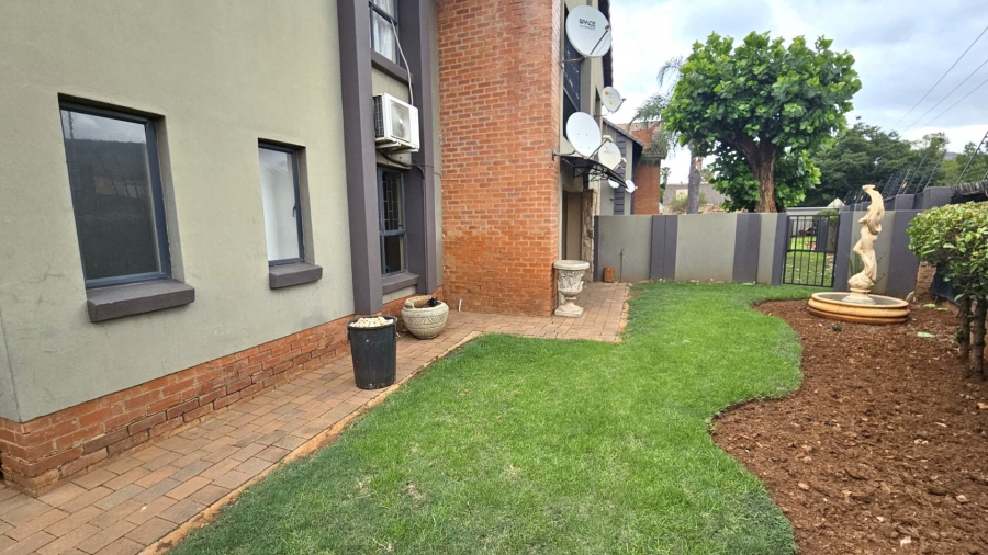 To Let 3 Bedroom Property for Rent in Melodie North West